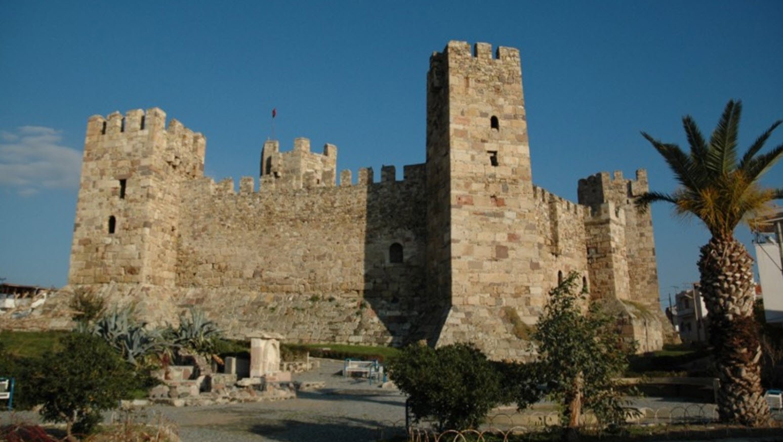Çandarlı Castle, Turkey